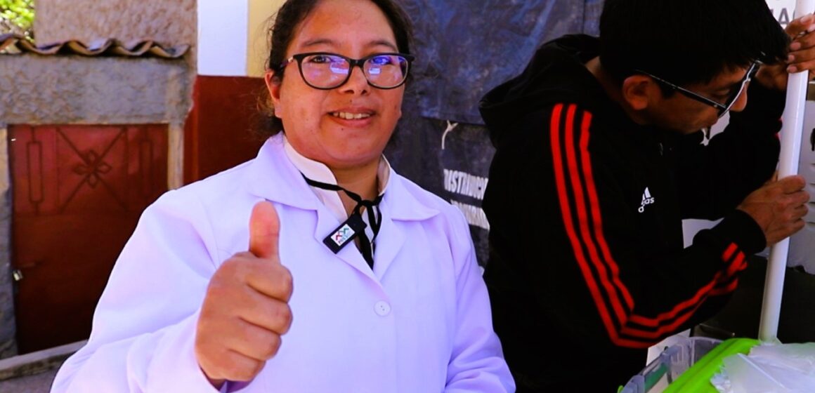 Día de la Madre: el ejemplo de Marielena, una mamá que vence barreras para salir adelante con venta de helados naturales