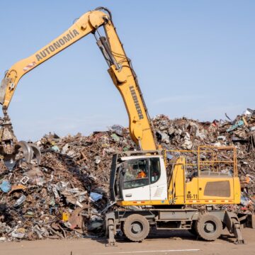 Scotiabank apoya el reciclaje de chatarra en el país con USD 30 millones en financiamiento verde a SIDERPERU