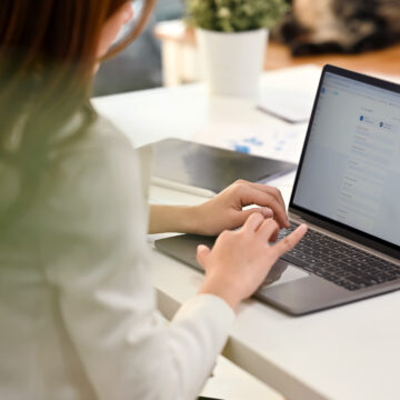 El riesgo de la información atrapada en los contratos y cómo la IA ayuda a convertirla en inteligencia de negocio
