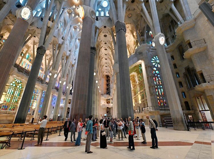 La tecnología de Henkel detrás de la culminación de las torres centrales de Sagrada Familia