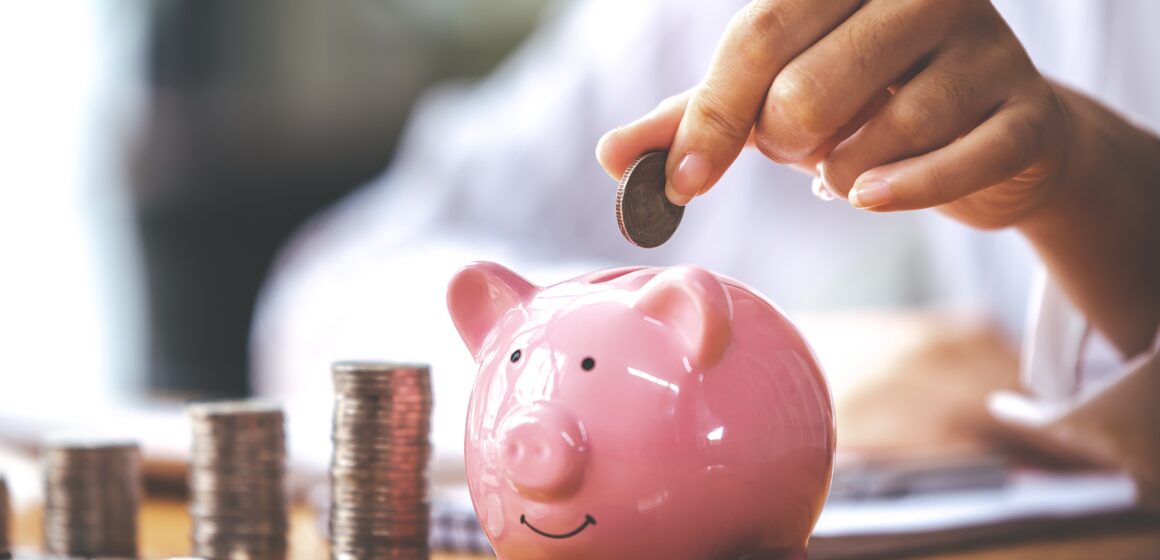 ¿Cuáles son los 5 hábitos para mejorar los ahorros en la segunda mitad del año?