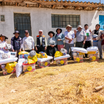 Avión Solidario de LATAM fortalece ayuda humanitaria en Junín con el traslado de especialistas y alimentos