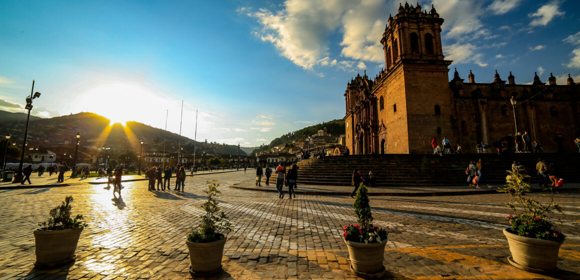 Cusco ©Enrique Nordt PROMPERÚ Cusco es elegido por cuarto año consecutivo como la mejor ciudad de Centro y Sudamérica según Travel + Leisure