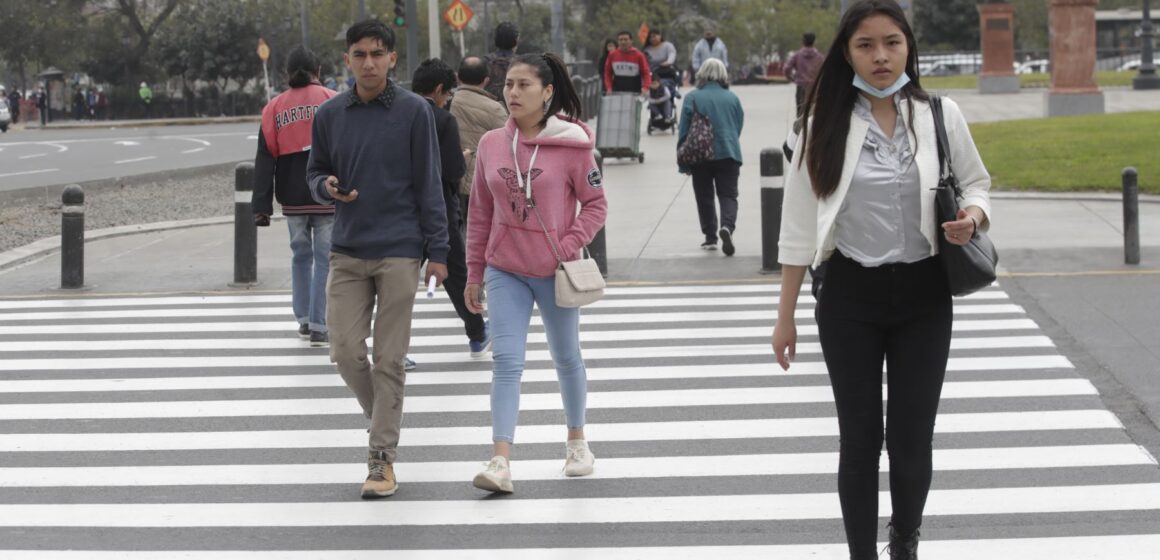 000904872W Solo el 46% de las empresas en Perú ajusta salarios por inflación, pese a que siete de cada diez revisan sus remuneraciones