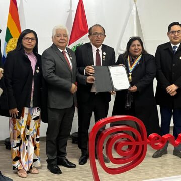 FOTO CORPAC recibe Marca Perú 3 PROMPERÚ otorga a CORPAC la licencia de la Marca Perú para su uso en los aeropuertos que administra