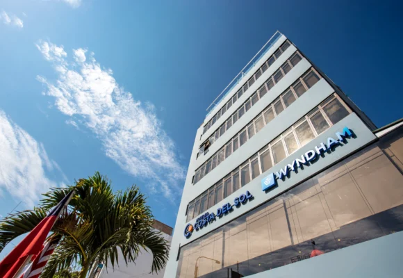 Papa León XIV en Perú: Costa del Sol Wyndham se prepara para recibir a miles de visitantes en las cinco ciudades de su recorrido, con Cajamarca ya confirmada en la ruta