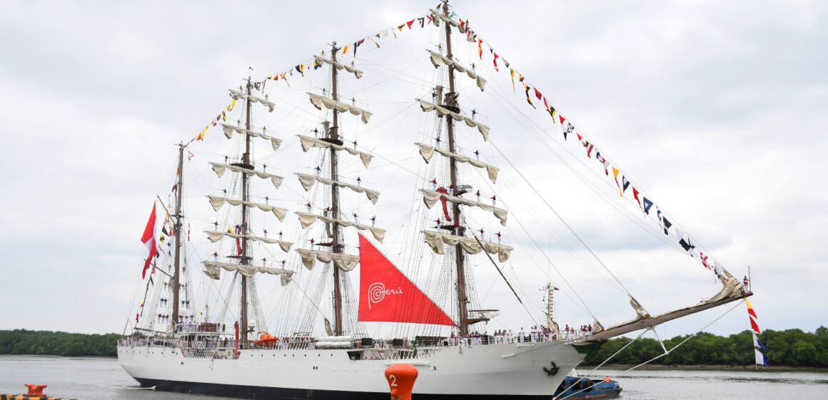 PROMPERÚ: B.A.P. Unión cerró su recorrido internacional llevando la Marca Perú a Guayaquil