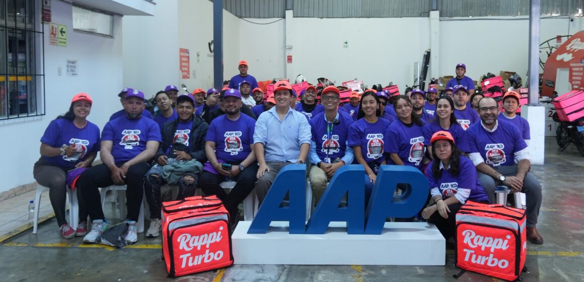 Rappi 2 Repartidores de Rappi recibirán cascos certificados para reforzar su seguridad en las calles en alianza con la Asociación Automotriz del Perú